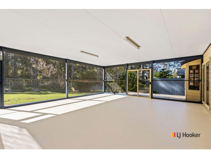 5 Connells Close, Mossy Point NSW 2537