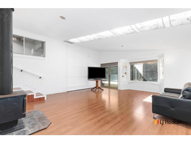 5 Connells Close, Mossy Point NSW 2537