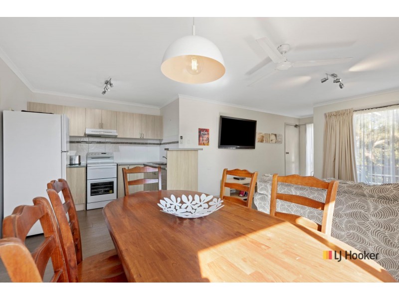 19/2-6 Matthew Parade, Batehaven NSW 2536