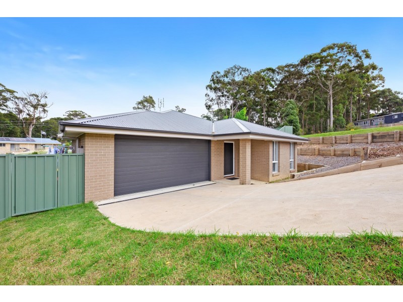 2 Escape Place, Malua Bay NSW 2536
