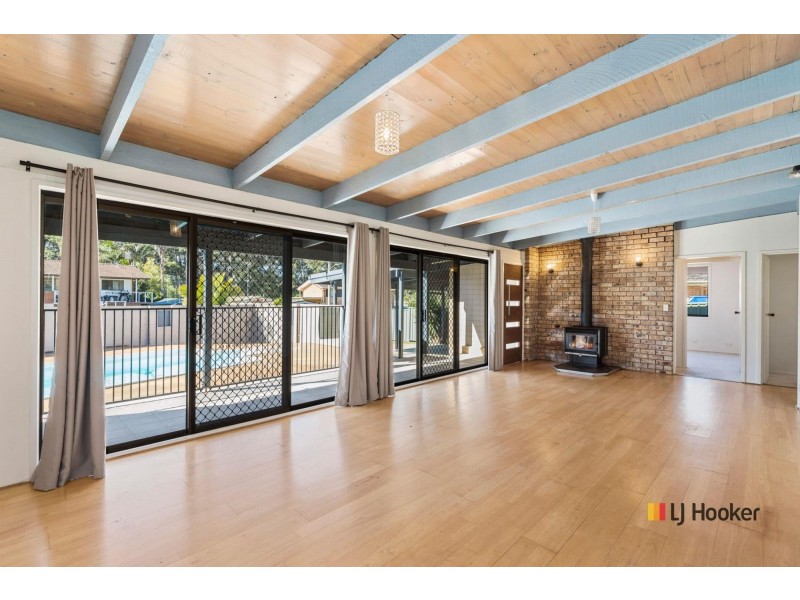 26 Flinders Way, Surf Beach NSW 2536