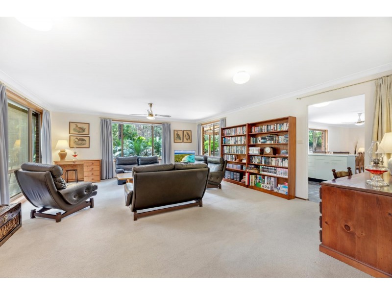 12 Spinnaker Place, Moruya Heads NSW 2537