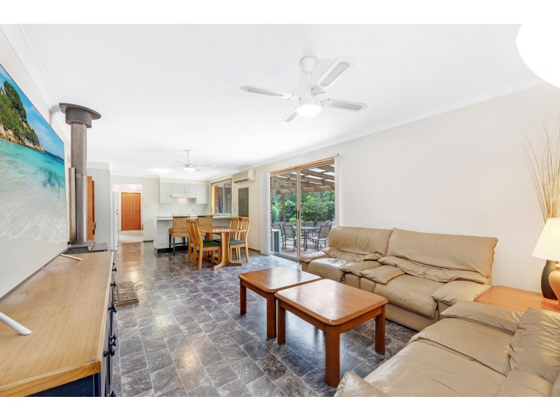 12 Spinnaker Place, Moruya Heads NSW 2537