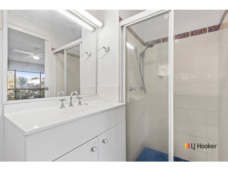 8 Zanthus Drive, Broulee NSW 2537