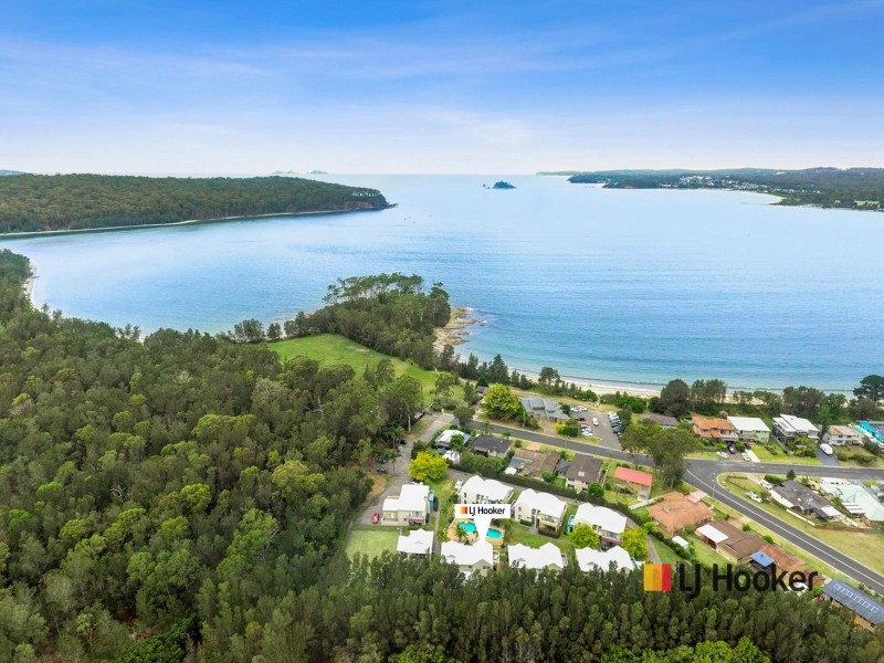 11/1A-1B Myamba Parade, Surfside NSW 2536