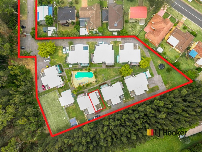11/1A-1B Myamba Parade, Surfside NSW 2536