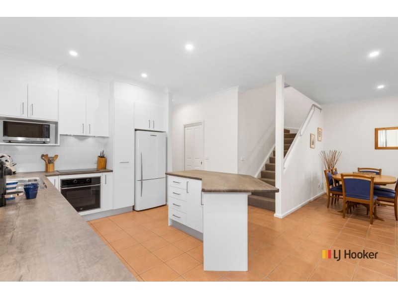 11/1A-1B Myamba Parade, Surfside NSW 2536