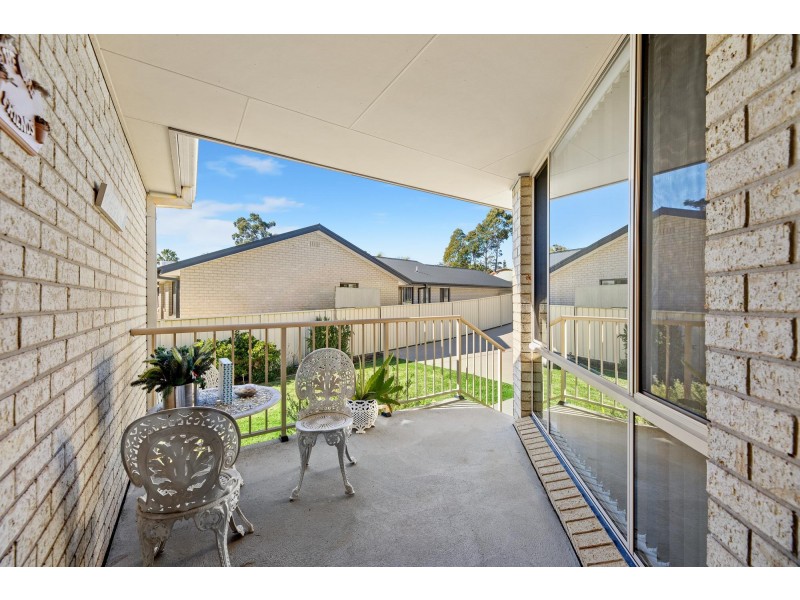 6/9 Eric Fenning Drive, Surf Beach NSW 2536