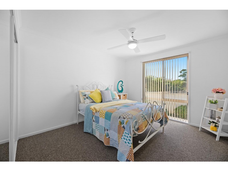 6/9 Eric Fenning Drive, Surf Beach NSW 2536