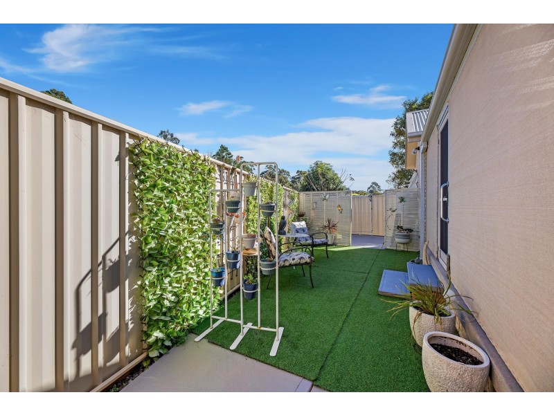 6/9 Eric Fenning Drive, Surf Beach NSW 2536