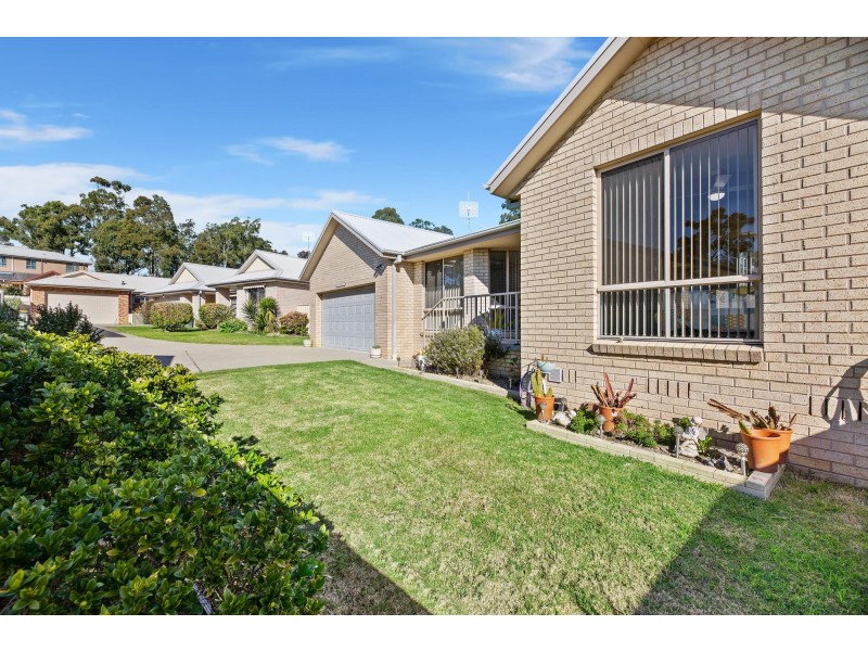 6/9 Eric Fenning Drive, Surf Beach NSW 2536