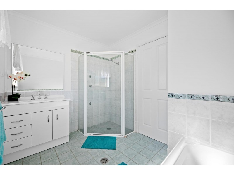 6/9 Eric Fenning Drive, Surf Beach NSW 2536