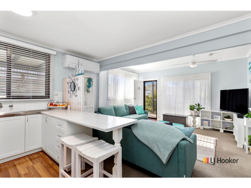 45 Ainslie Parade, Tomakin NSW 2537