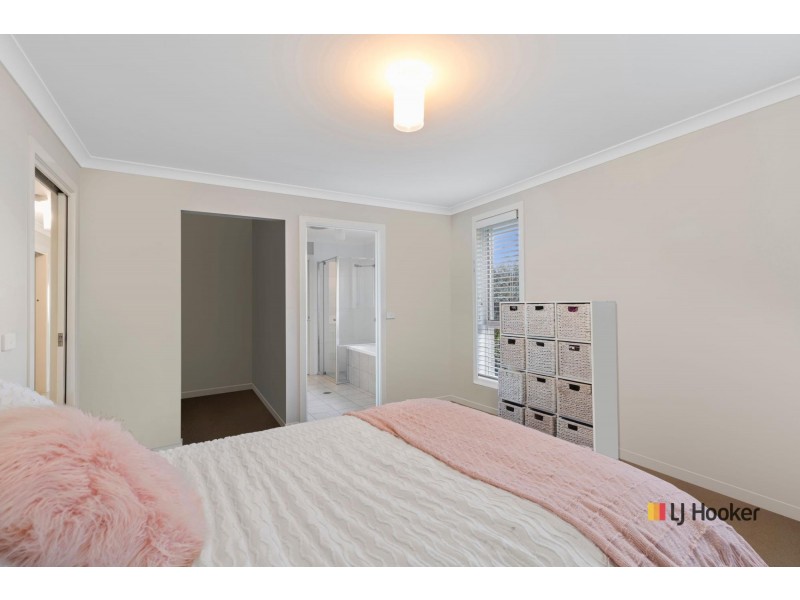 9A Broomfield Crescent, Long Beach NSW 2536
