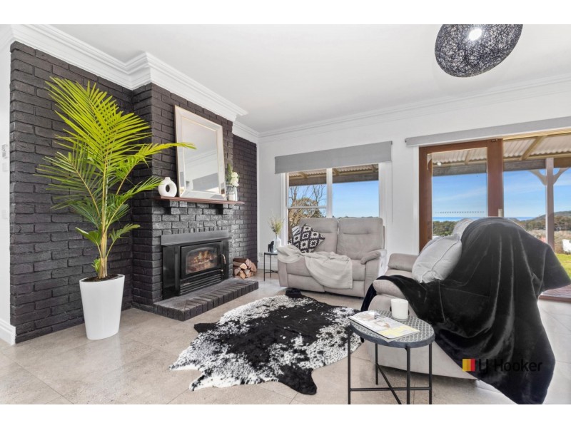 8 Silverdell Place, Surf Beach NSW 2536