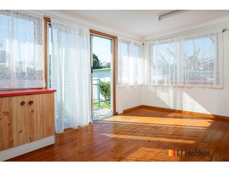 52 Bavarde Ave, Batemans Bay NSW 2536