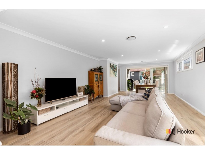 82 Bellbird Drive, Malua Bay NSW 2536