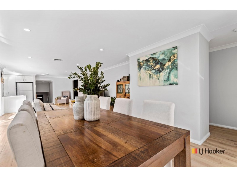 82 Bellbird Drive, Malua Bay NSW 2536