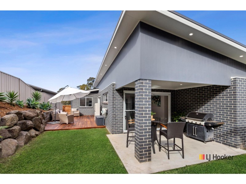 82 Bellbird Drive, Malua Bay NSW 2536