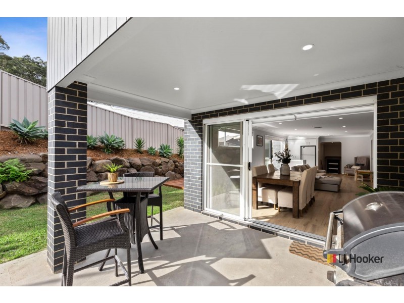 82 Bellbird Drive, Malua Bay NSW 2536