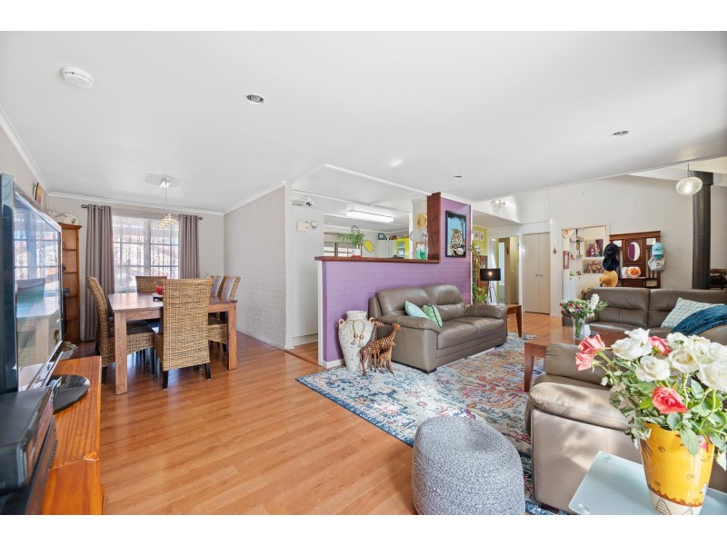 29 Eric Fenning Drive, Surf Beach NSW 2536