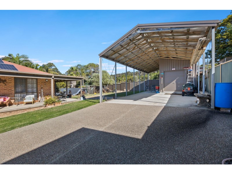 29 Eric Fenning Drive, Surf Beach NSW 2536