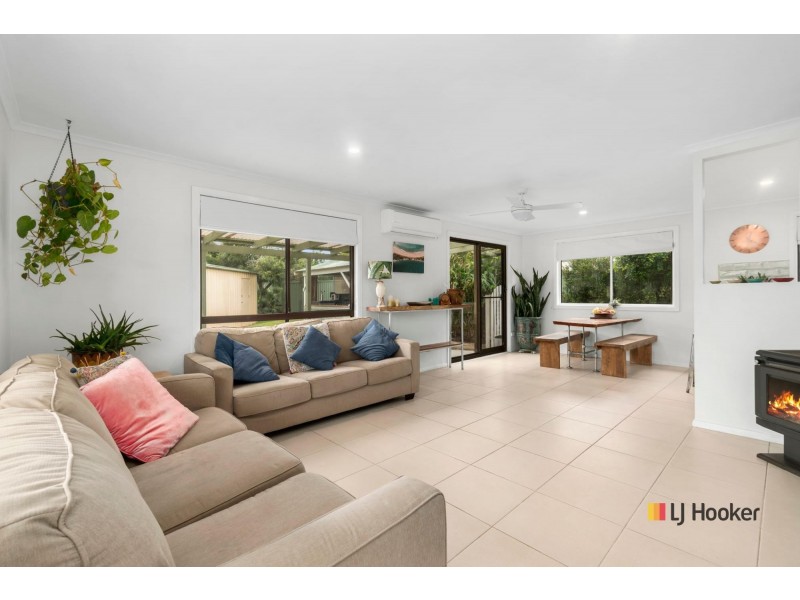 64 Ainslie Parade, Tomakin NSW 2537
