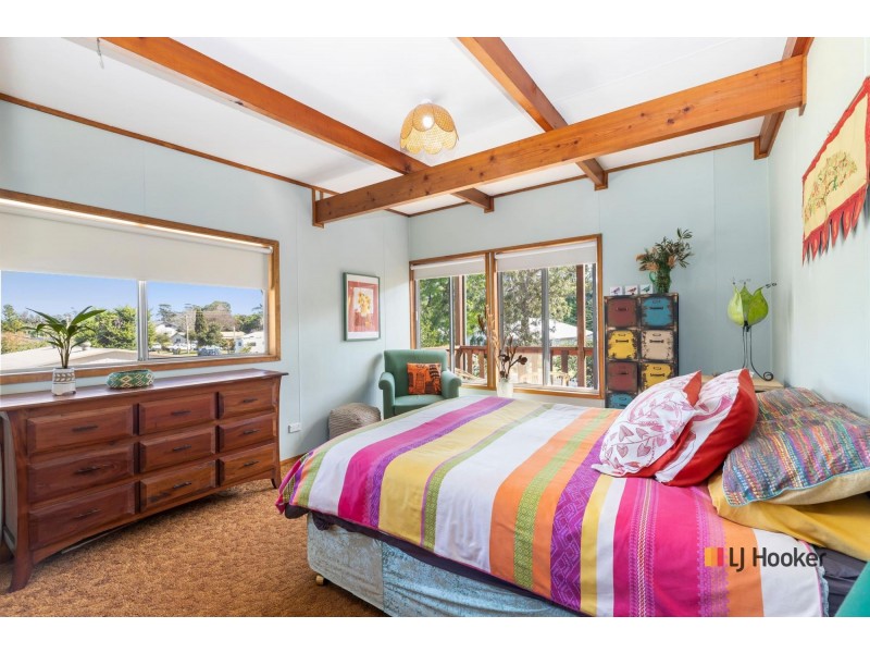 15 Yarralumla Crescent, Tomakin NSW 2537