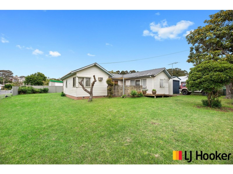 6 Bavarde Avenue, Batemans Bay NSW 2536