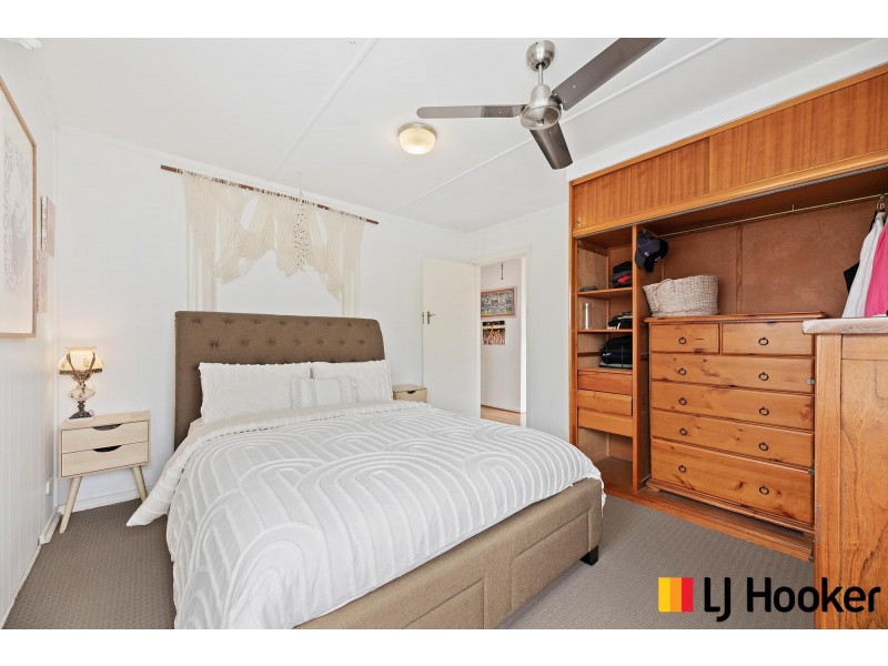 6 Bavarde Avenue, Batemans Bay NSW 2536