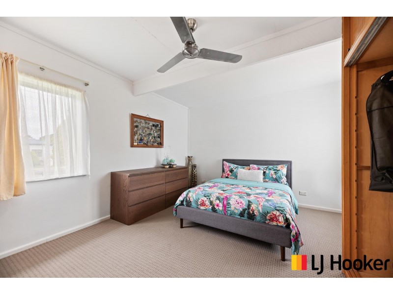 6 Bavarde Avenue, Batemans Bay NSW 2536