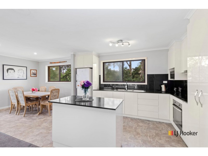 11 Flinders Way, Surf Beach NSW 2536