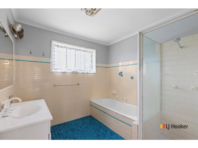 11 Flinders Way, Surf Beach NSW 2536