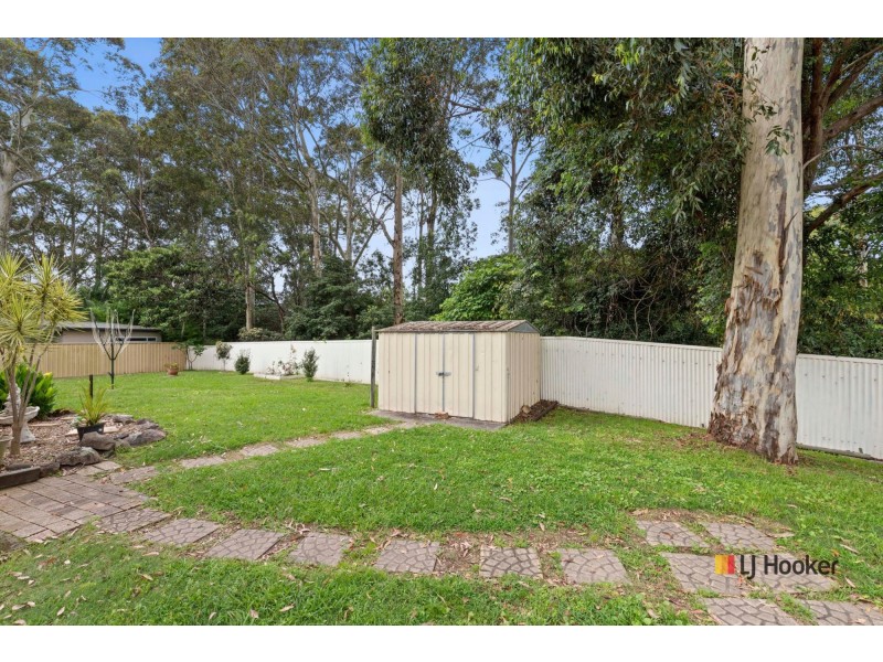 11 Flinders Way, Surf Beach NSW 2536