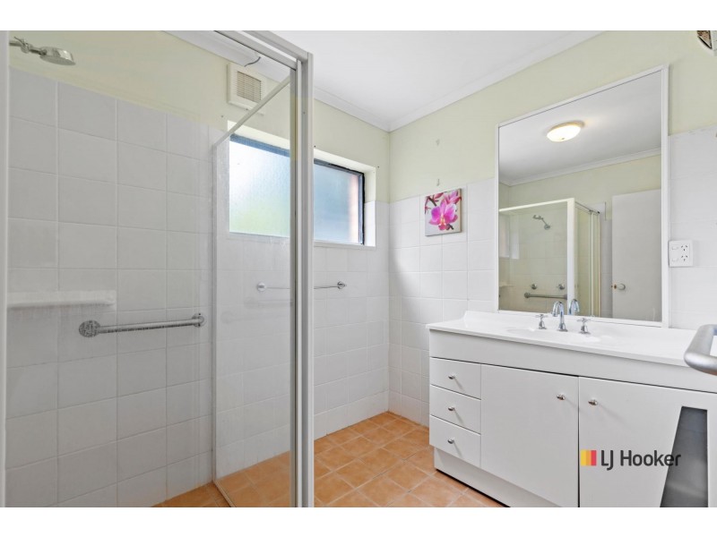 11 Flinders Way, Surf Beach NSW 2536