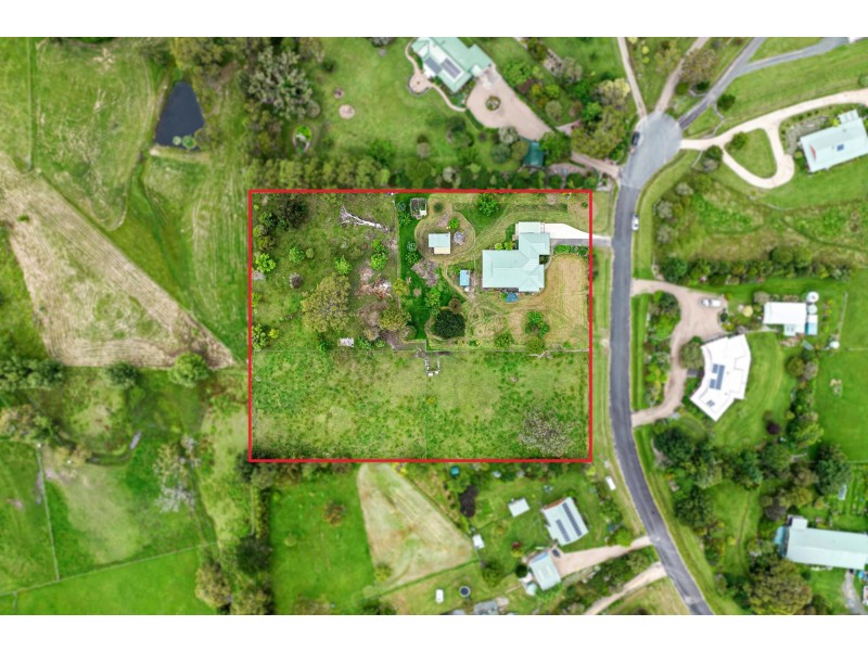27 Yarimup Place, Moruya NSW 2537