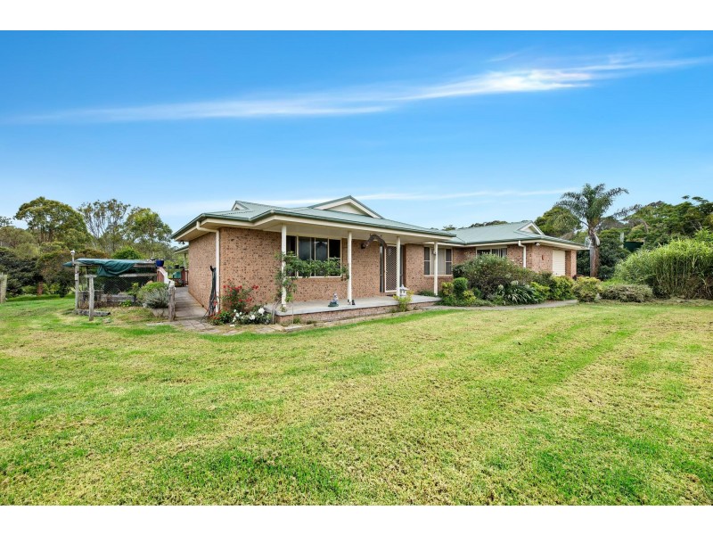 27 Yarimup Place, Moruya NSW 2537