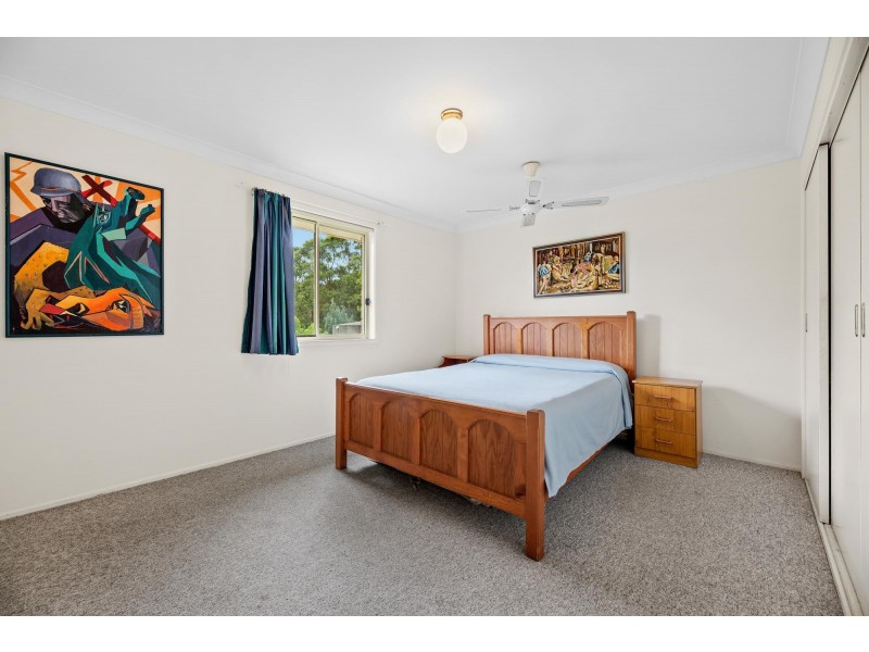 27 Yarimup Place, Moruya NSW 2537