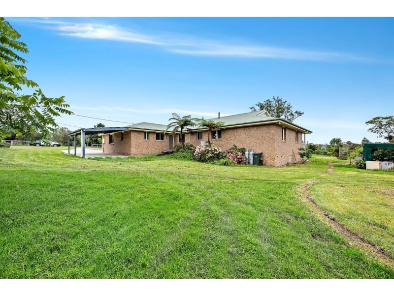 27 Yarimup Place, Moruya NSW 2537