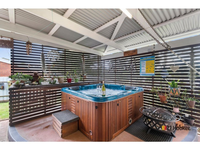 43 Edward Road, Batehaven NSW 2536