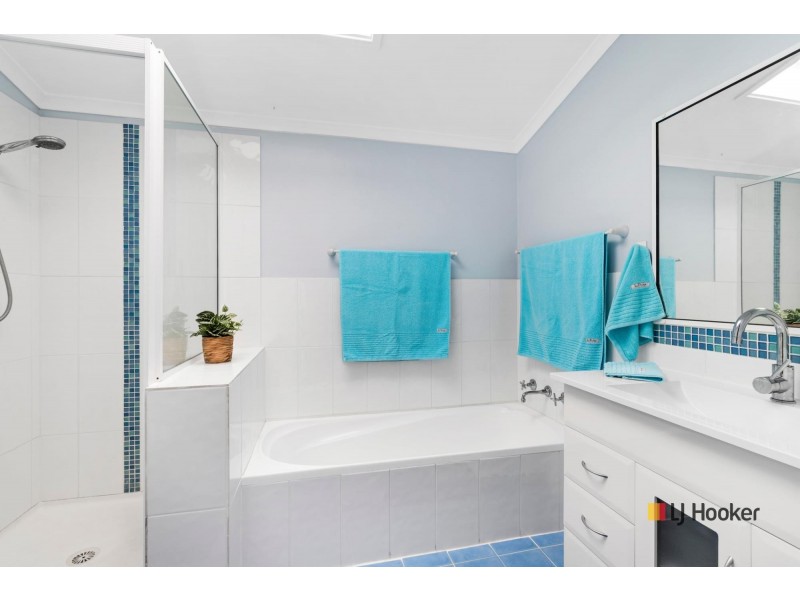 43 Edward Road, Batehaven NSW 2536