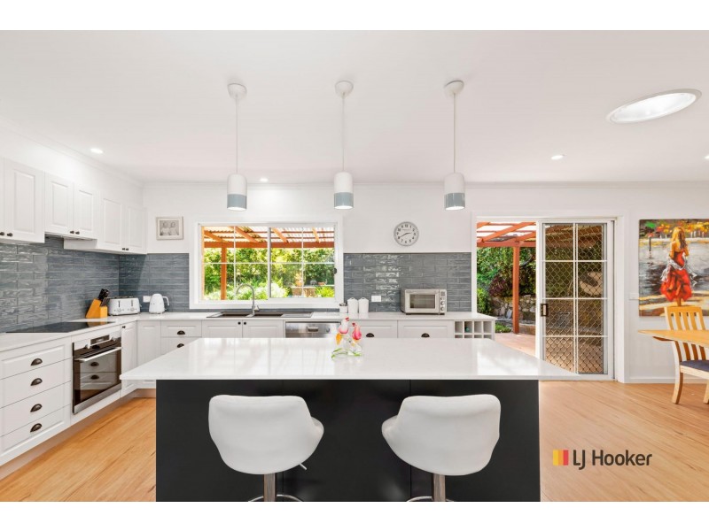 8 Nicholas Grove, Rosedale NSW 2536