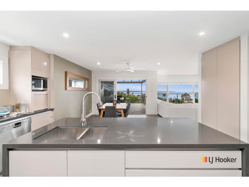 12 View Street, Batehaven NSW 2536