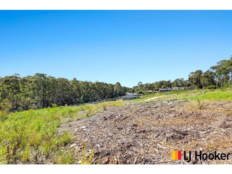 6 Wyena Close, Malua Bay NSW 2536