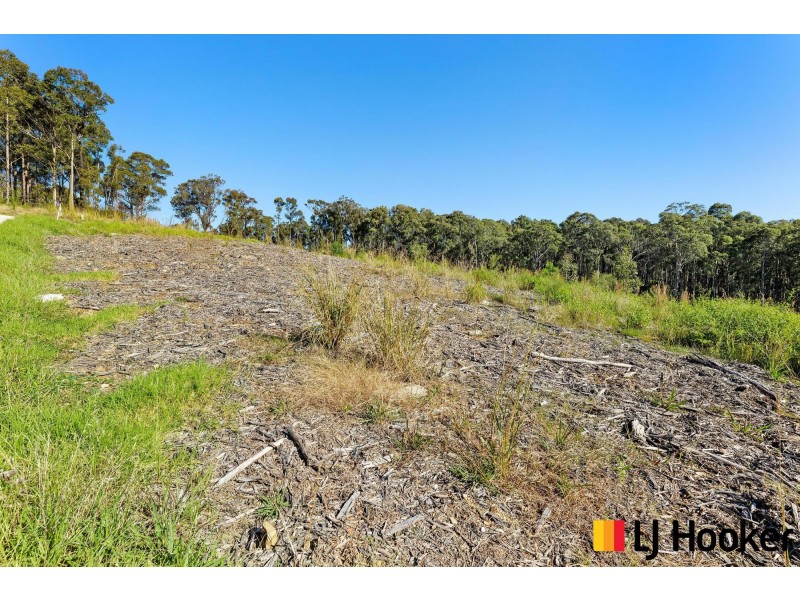 6 Wyena Close, Malua Bay NSW 2536