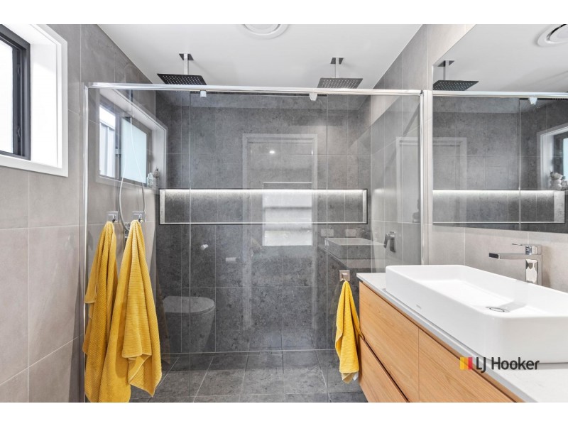 72 Freycinet Drive, Sunshine Bay NSW 2536