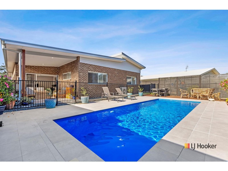 15 Gillan Grove, Broulee NSW 2537