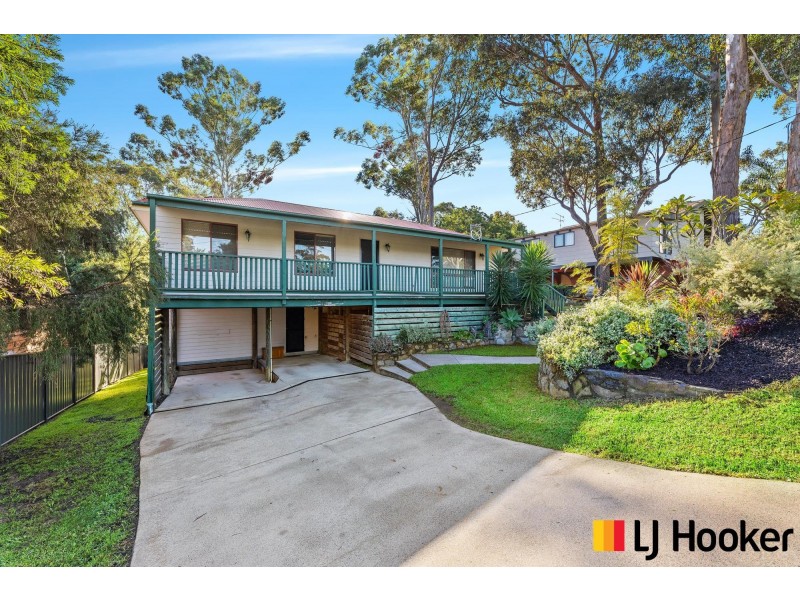 38 Tomakin Place, Tomakin NSW 2537