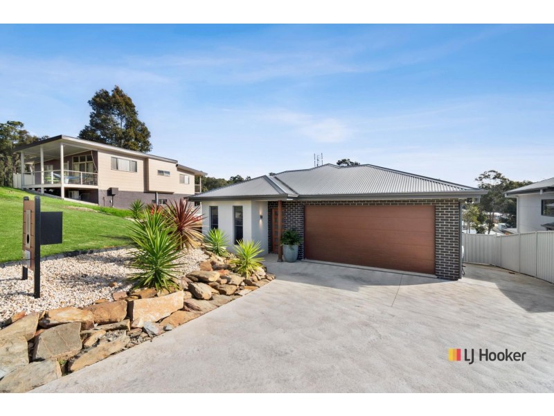 11 Jarrah Way, Malua Bay NSW 2536