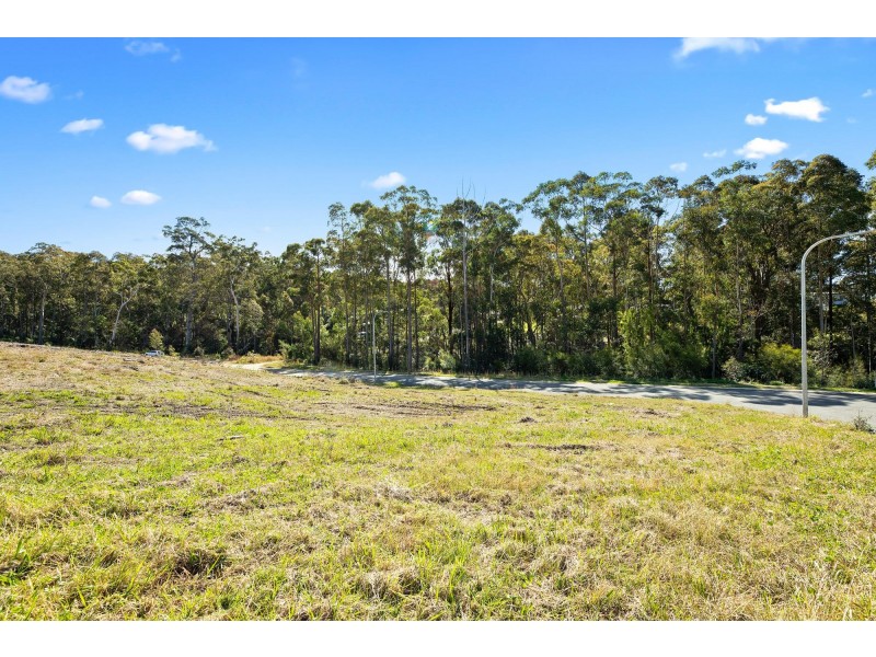 2 Wyena Close, Malua Bay NSW 2536